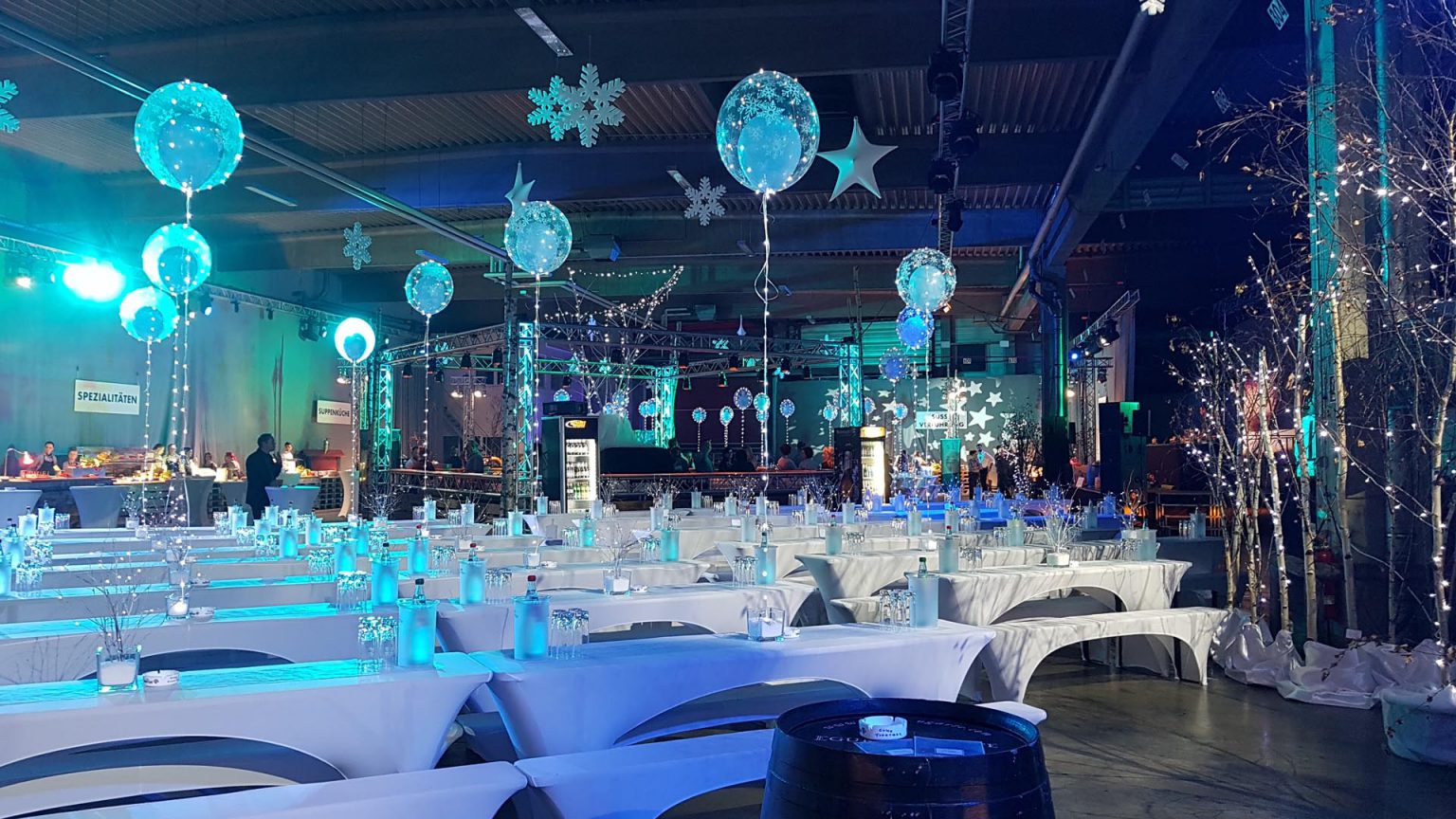 Hausmesse GetränkePfeifer im Winterzauber Polster Catering